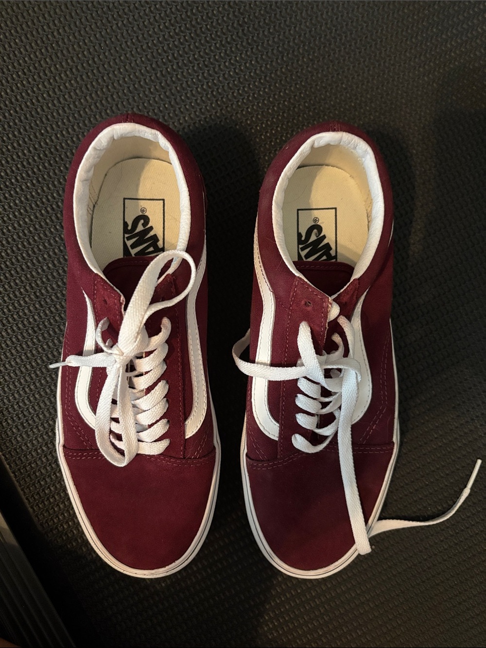 Vans Old Skool Sneakers in Burgundy with White Stripe